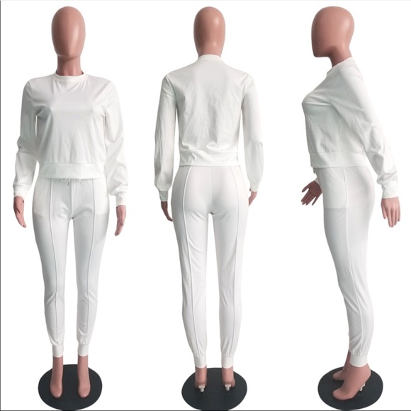 🚫Sold Out!! White Jogger set - Picture 1 of 2